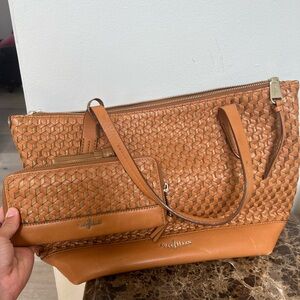 COLE HAAN BAG AND MATCHING WALLLET